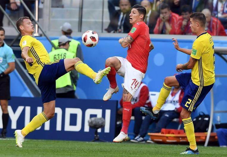 伊布带领瑞典进入世界杯,足球不是一个人的胜利