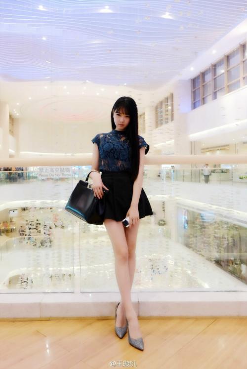 为什么女生比男生承受更多痛苦,为什么女生第一次恋爱那么难忘