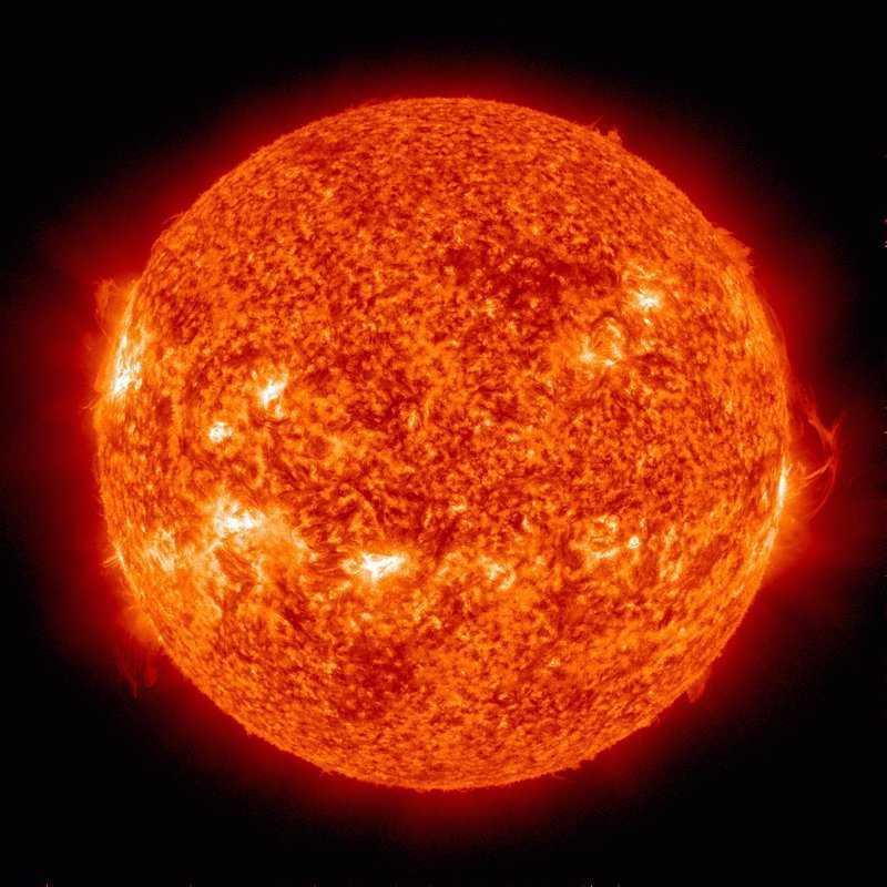 太阳寿命末期地球会怎样,太阳最终会奔向银河系中心死亡吗