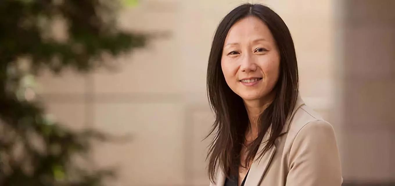 她曾深陷“诺奖级”学术丑闻，潜心耕耘靠人造皮肤爬回巅峰