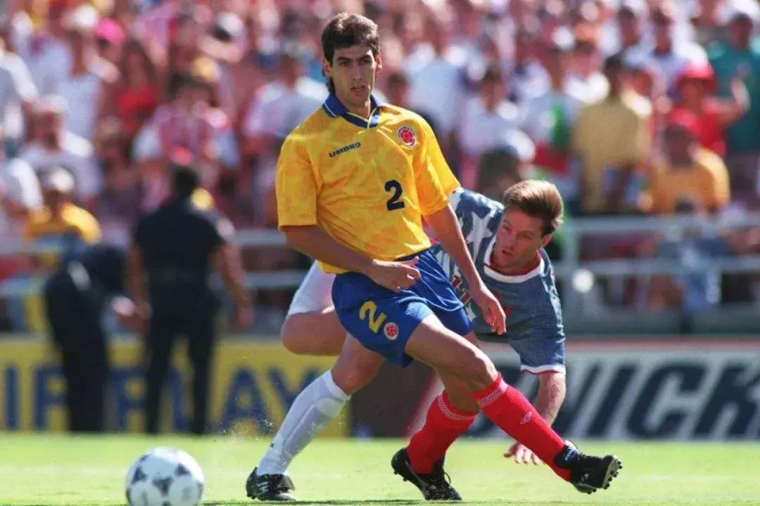 在世界杯踢丢点球,世界杯进乌龙球被乱枪打死