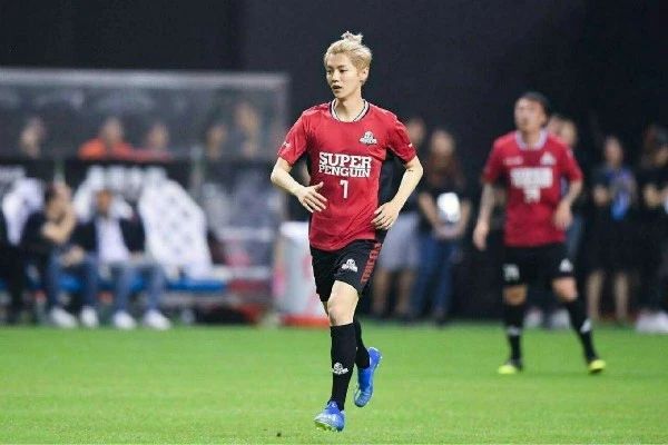 鹿晗足球时刻,鹿晗的足球表现如何