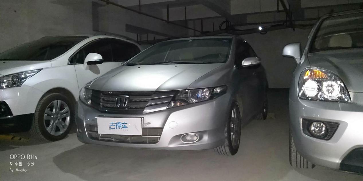 轮胎扎钉还能继续跑吗,轮胎扎钉子还能继续骑吗