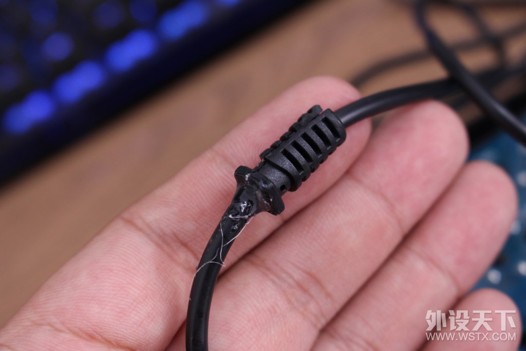 资深烧友教你修复机械键盘断电技巧