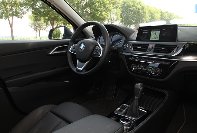 宝马118i时尚版2017款驾驶感,2018款宝马118i领先型车评