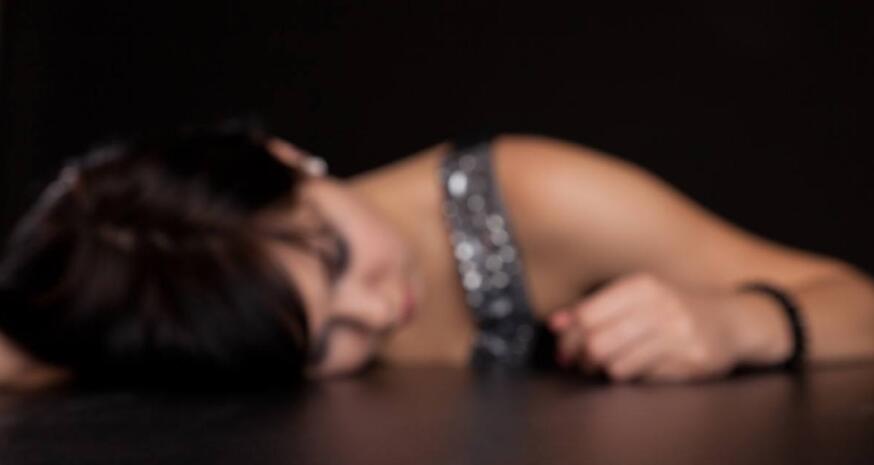 为什么有些人吸食*毒冰**后会变得悲观、抑郁，甚至产生自杀想法？