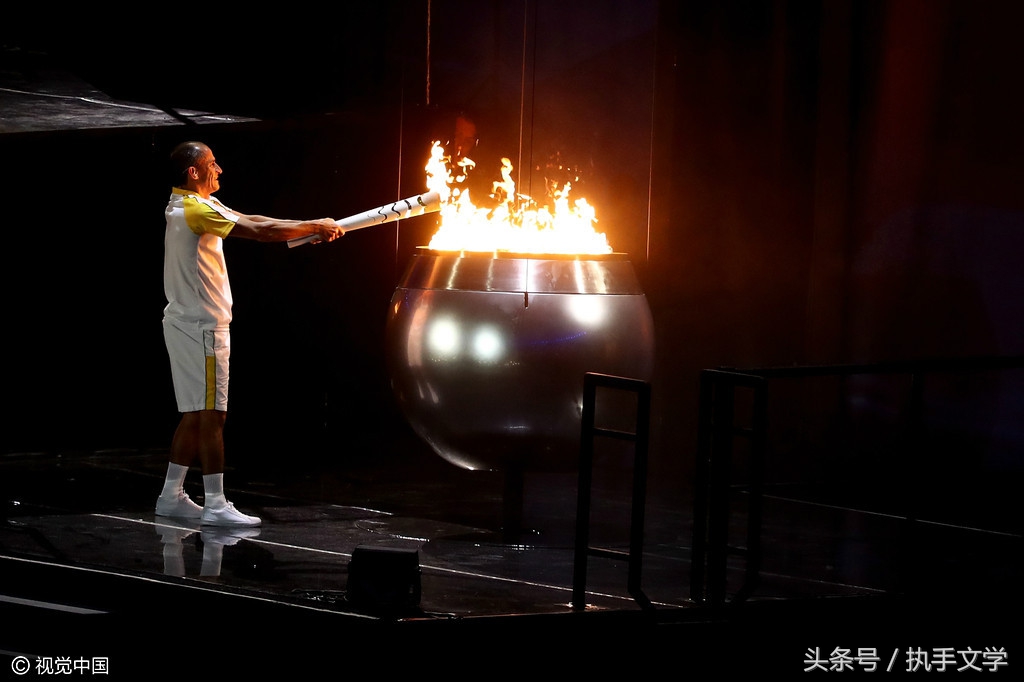 鏉庡畞鍦ｇ伀鑳屽悗鏁呬簨,鍦ｇ伀鍒椾紶鑳屾櫙鏁呬簨