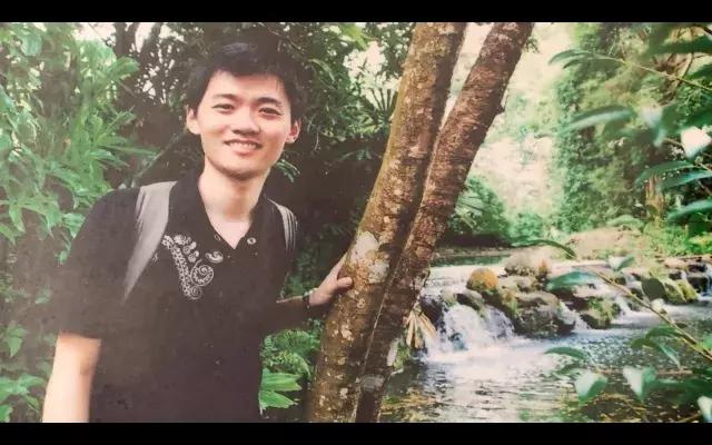 曾经不接受“同志”身份，如今勇敢活出自己