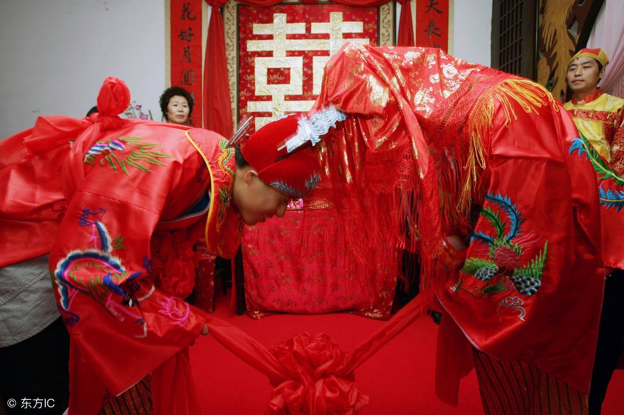 谈广州旧式婚礼，那个时代，结婚不一定要房要钱，但要有更重要的