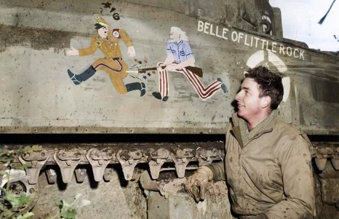 从第一次世界大战开始，坦克就已经娘化了！