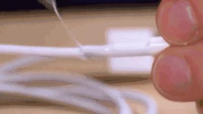 手机数据线坏了能修吗,手机的数据线坏了怎么办