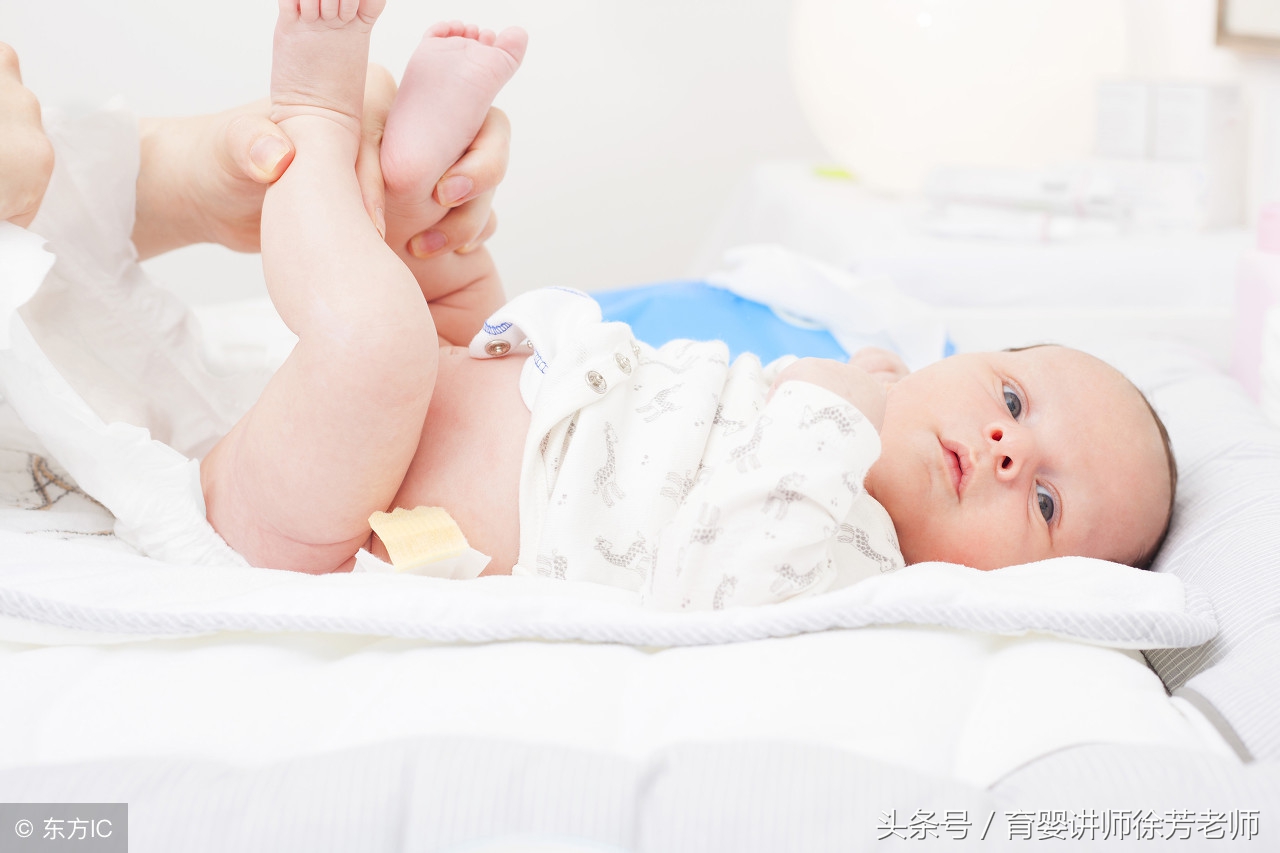 请问小便黄是什么原因引起的,宝宝小便黄什么原因