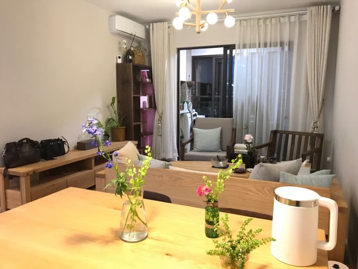 全屋实木家具布置 (家里装修设计实木家具)