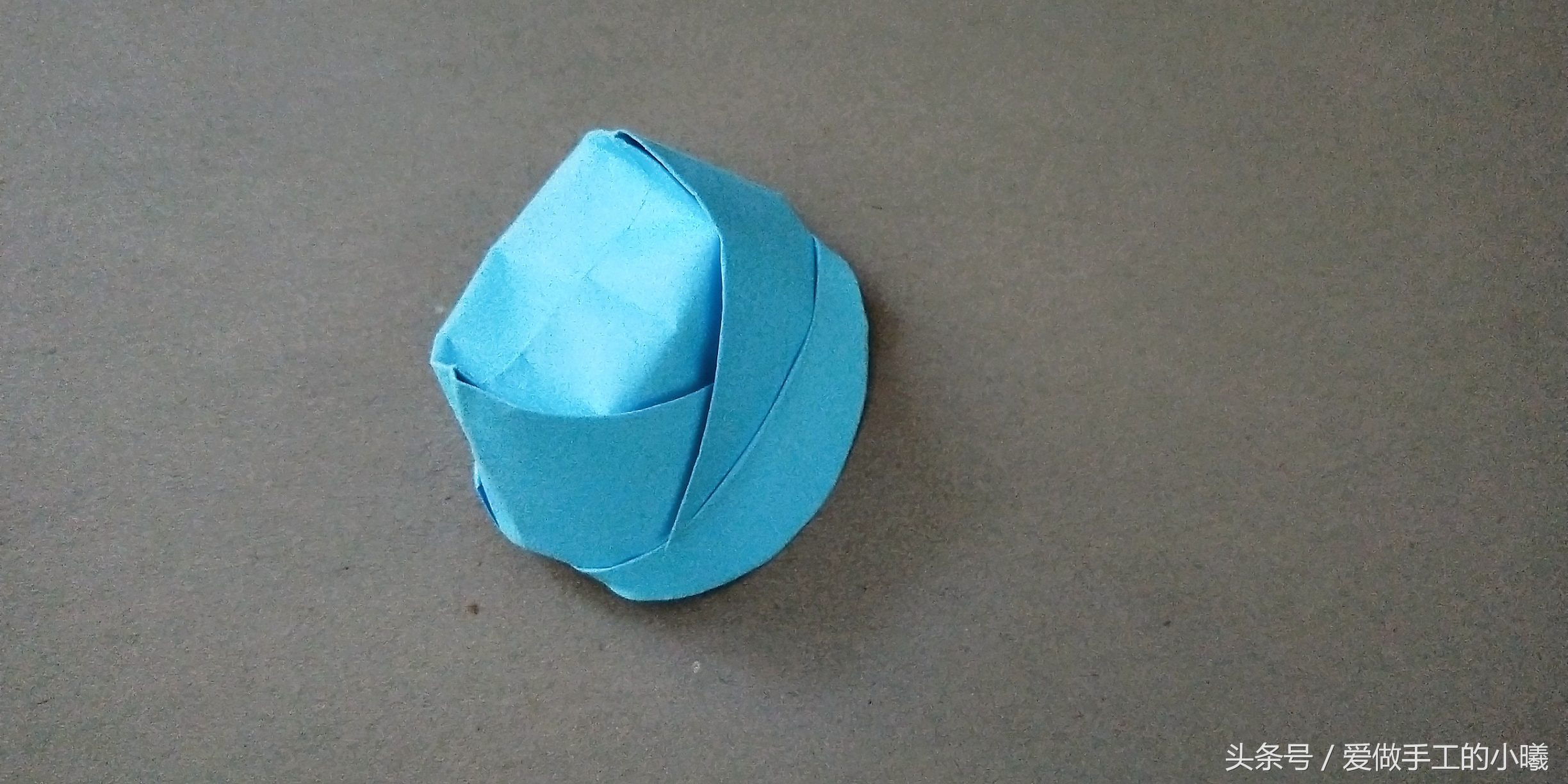 儿童折纸折帽子,儿童手工折纸帽子可以戴的