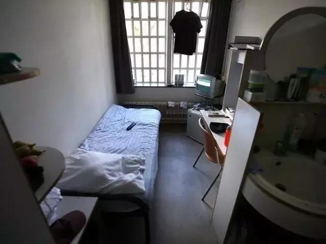 盘点全球各个监狱的生活,迪拜奢华监狱