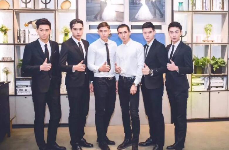 卖煎饼果子一年80万,摆摊卖煎饼果子30年