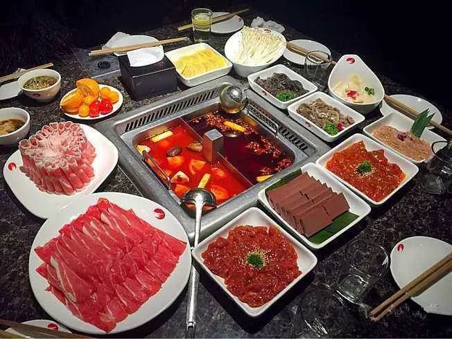 最新长沙美食推荐必吃,长沙美食攻略本地人带你吃遍全城