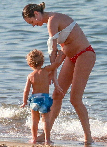 维密超模产后瘦身,维密超模产后走秀