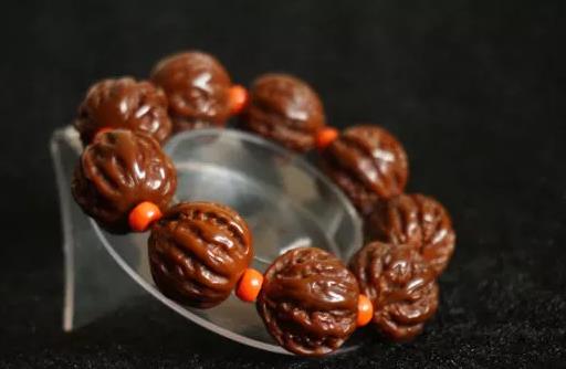 小尺寸核桃手串怎么选,小核桃手串如何挑选尺寸