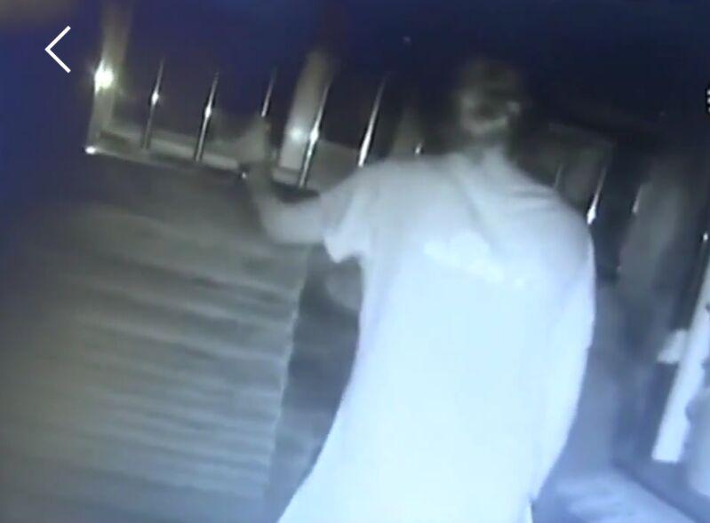 丈夫想跟老婆同房，妻子坚决不同意，报警解决，怎么会找到这一步