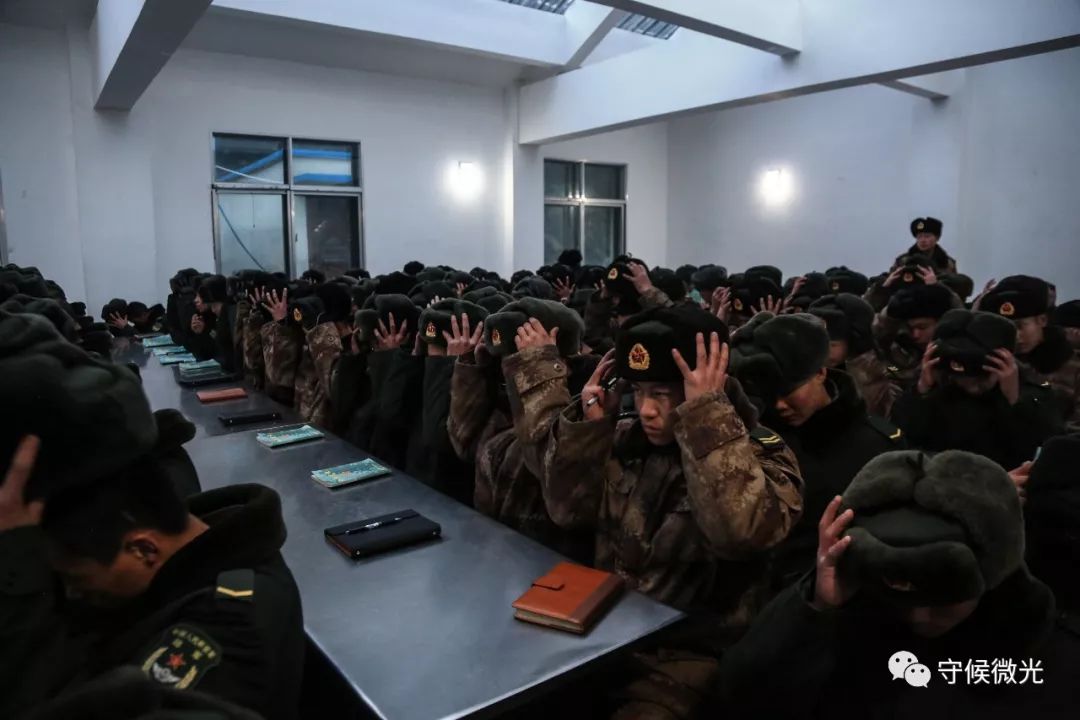 品图：大国末梢的站立者