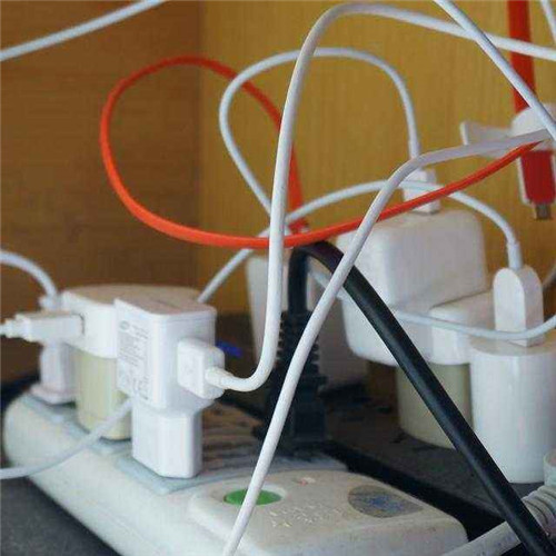 我不是懒，天天在沙发里窝着，真的不能怪我