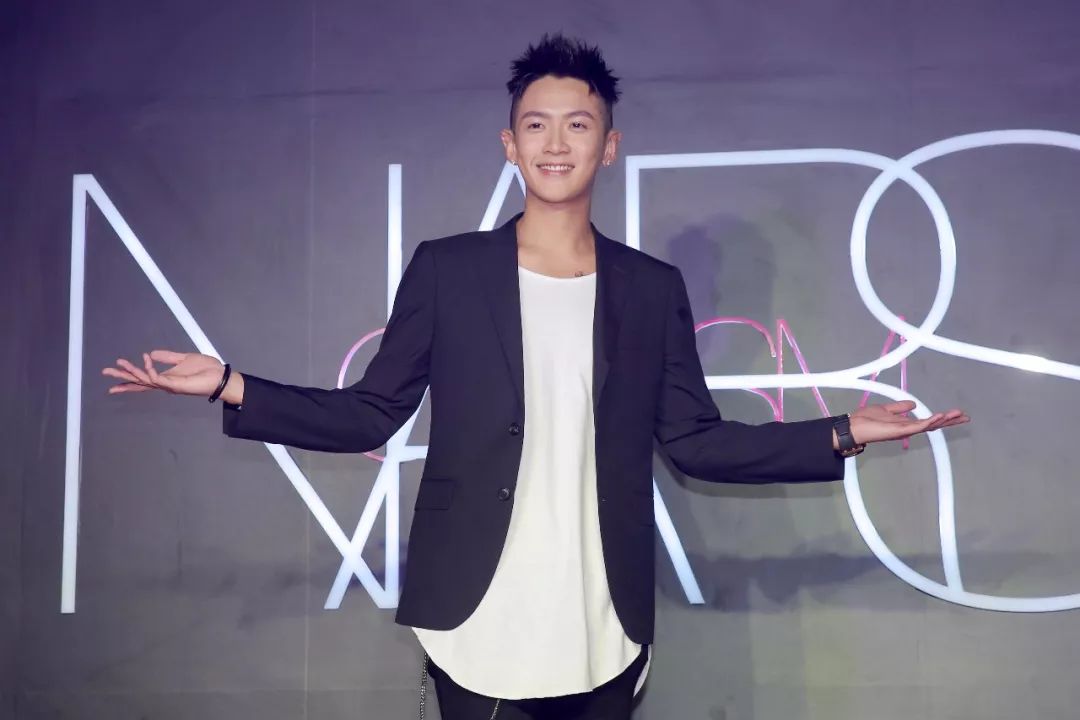 YSL、CPB、RMK又来抢钱啦！你捂得住钱包算我输……