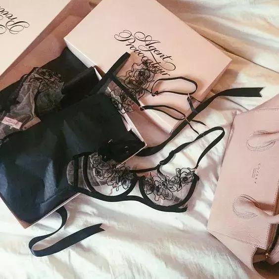 你买过哪些又贵又没用的东西,你都买过哪些大牌护肤品