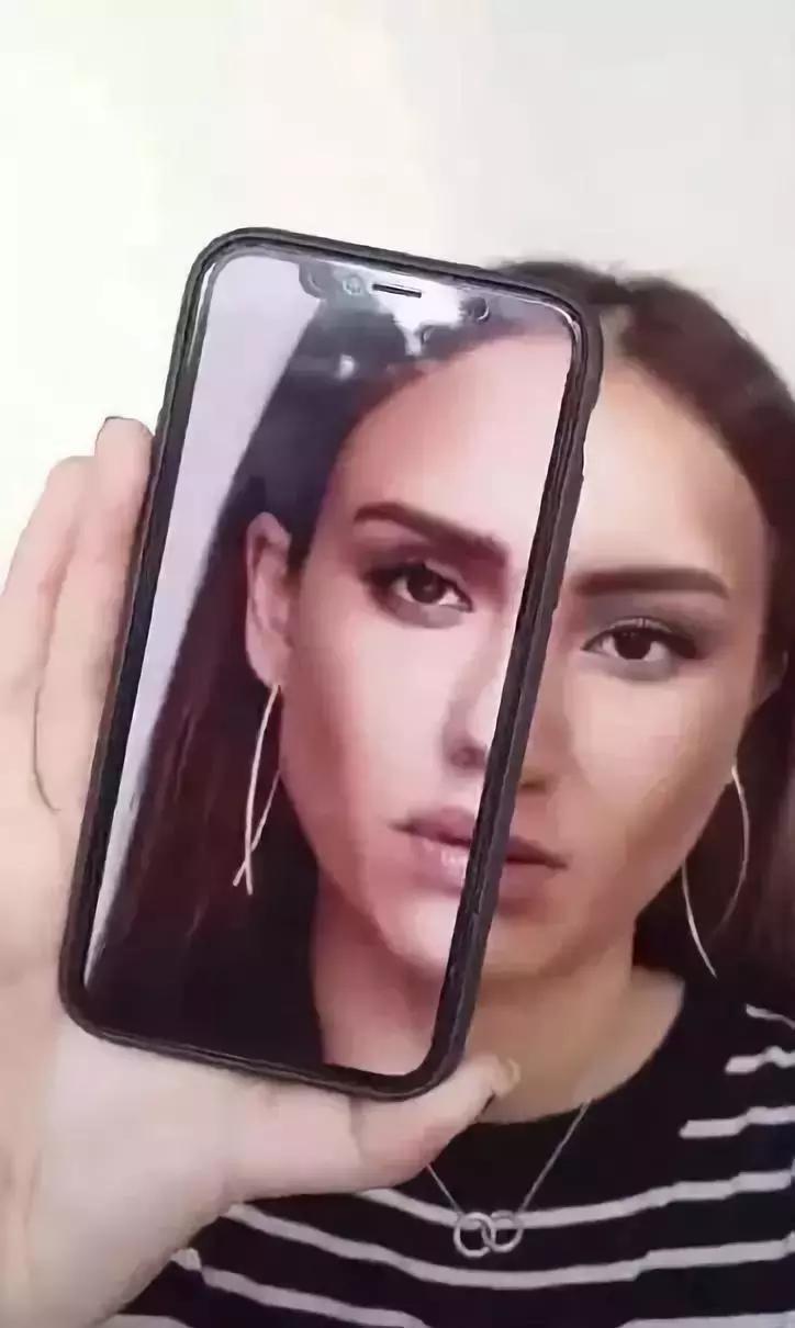重庆妹子化妆秒变蒙娜丽莎,看看美女如何化妆