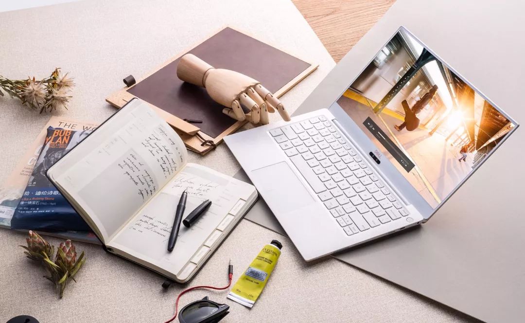 GirlPower：职场白骨精选择——XPS13