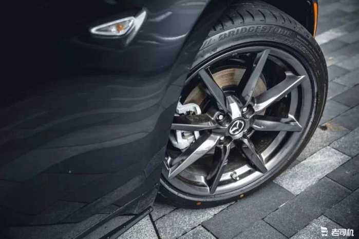 最便宜的四座敞篷硬顶跑车,最便宜的硬顶四座敞篷跑车