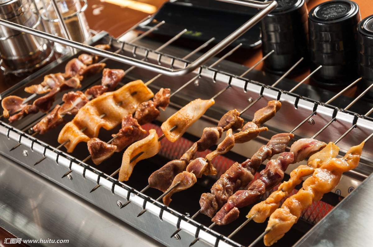 创业开小吃店流程步骤视频,创业开餐饮店应该学什么