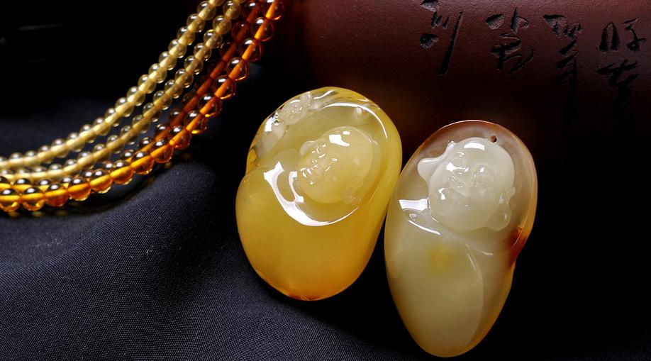 蜜蜡越盘越失去光泽,蜜蜡起不起荧光反应