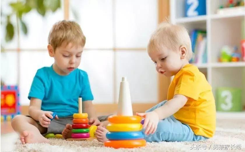 小朋友为什么在幼儿园尿裤子,关于孩子在幼儿园尿裤子的问题