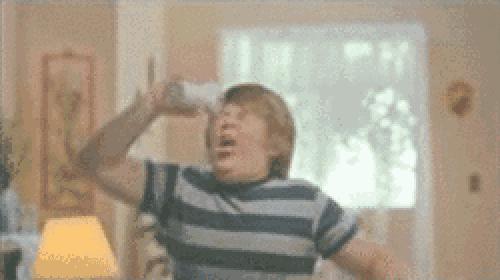 产后一年你们的夫妻关系怎么样了,产后要不要和老公分居两地