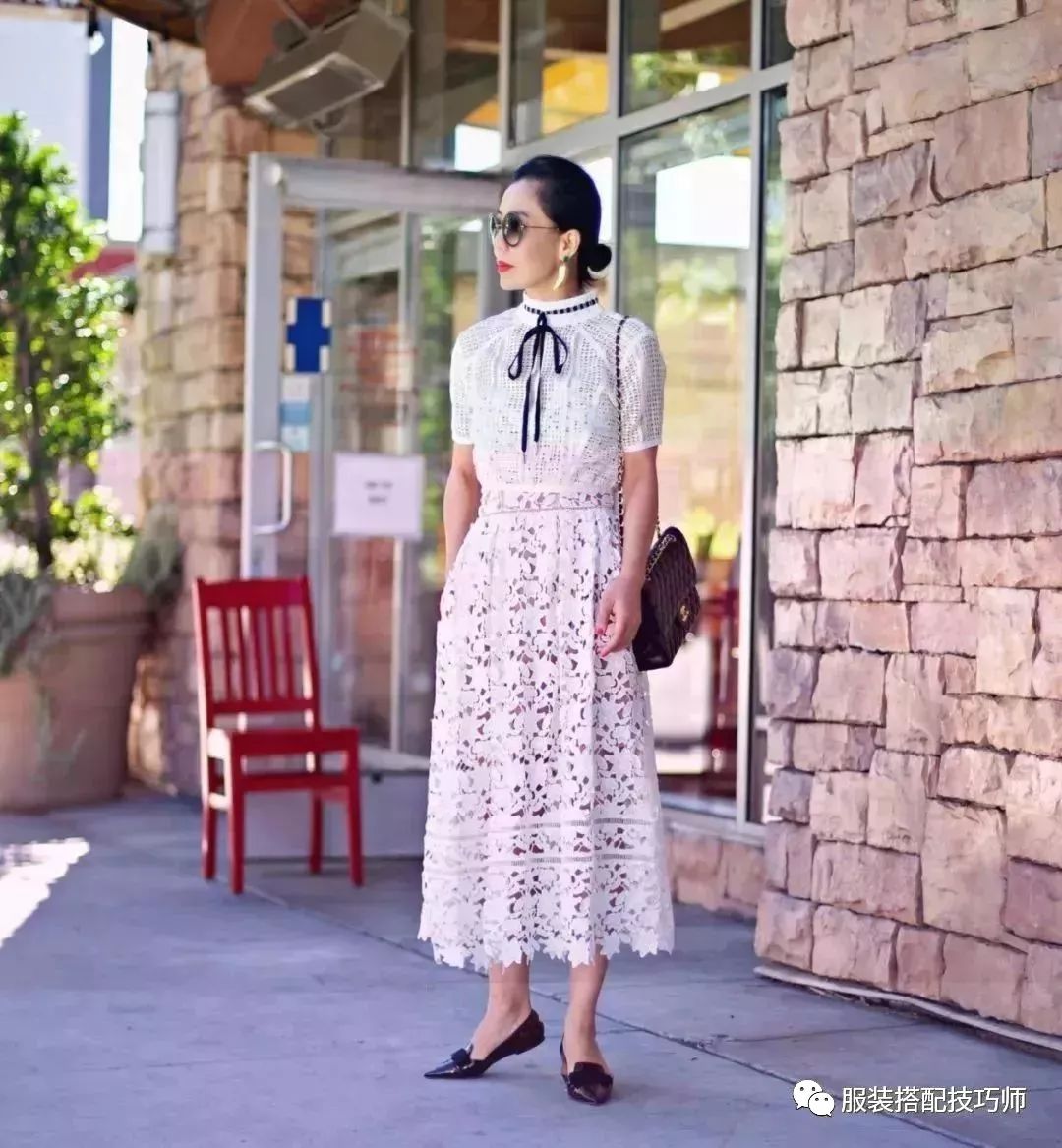 矮个子能穿高跟鞋,矮个子可以穿白鞋吗