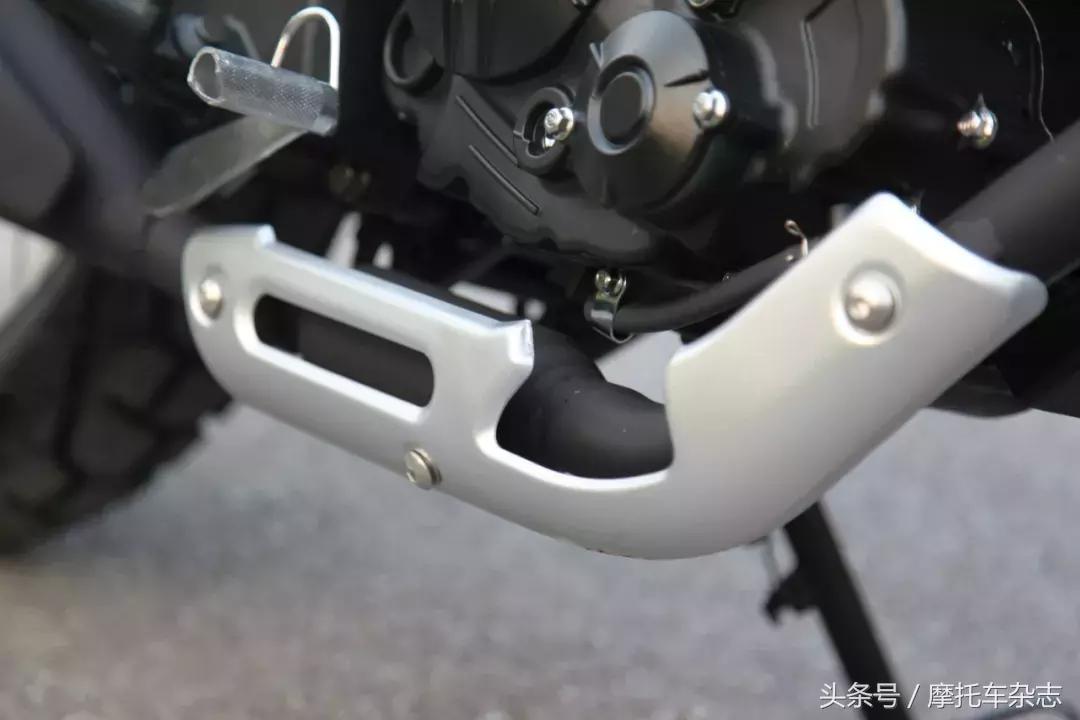 全车LED，仪表在油箱上，原厂钥匙竟然是开瓶器，力帆KPM200开箱