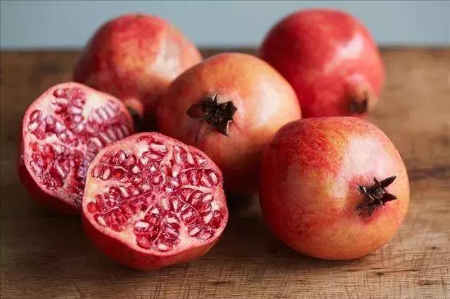 石榴是一个很好的水果,石榴好物推荐