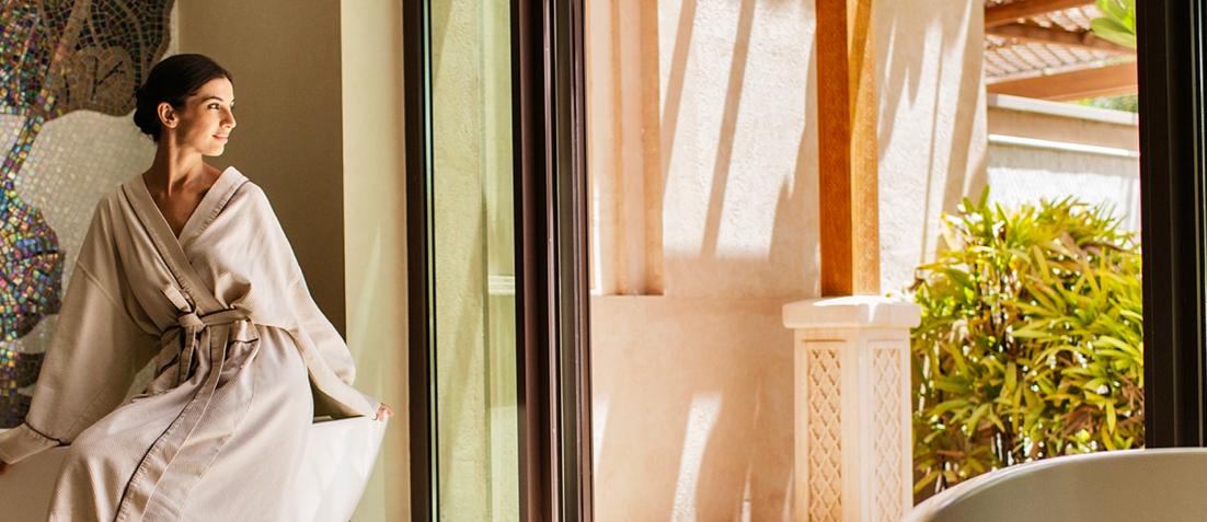 沉浸式体验迪拜水疗服务,迪拜阿玛哈沙漠水疗度假