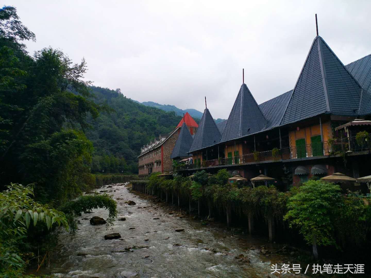 曾经成都人首选的度假小镇大邑花水湾，现在怎么样了？