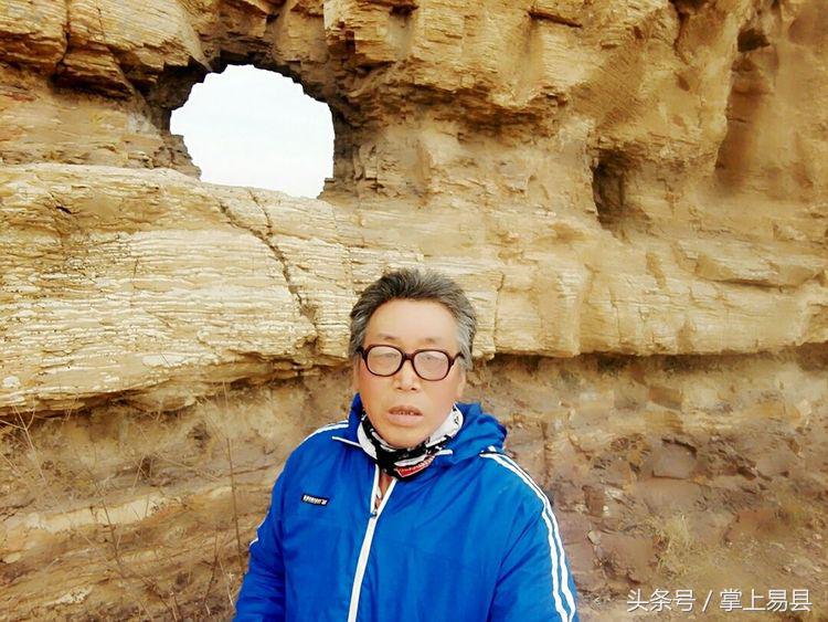 窟窿山,凤凰山星月