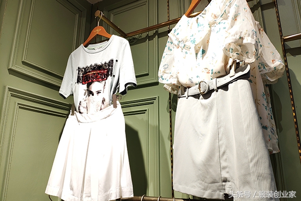 服装店进货一般得多少成本,服装店进货成本