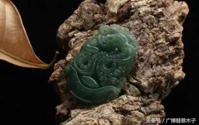 2024年十二生肖最适合戴的玉石,十二属相适合佩戴的翡翠题材