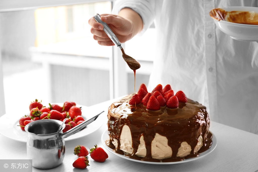 懒人蛋糕最简单做法普通电饭煲,做蛋糕用电饭锅还是电饭煲