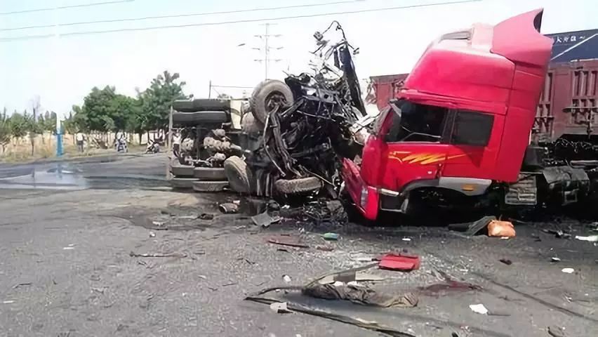 交通事故又是工伤怎么理赔,遇到交通事故要怎样维权