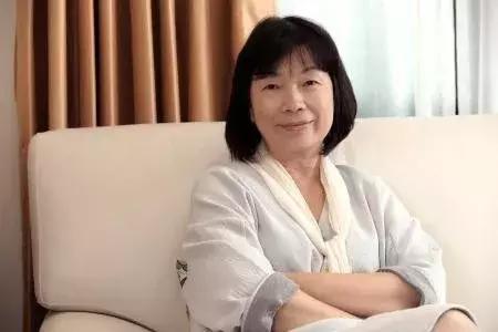 小据推书｜《亲爱的安德烈》：亲爱的小孩，在十八岁到二十一岁，你在想什么，烦恼些什么？