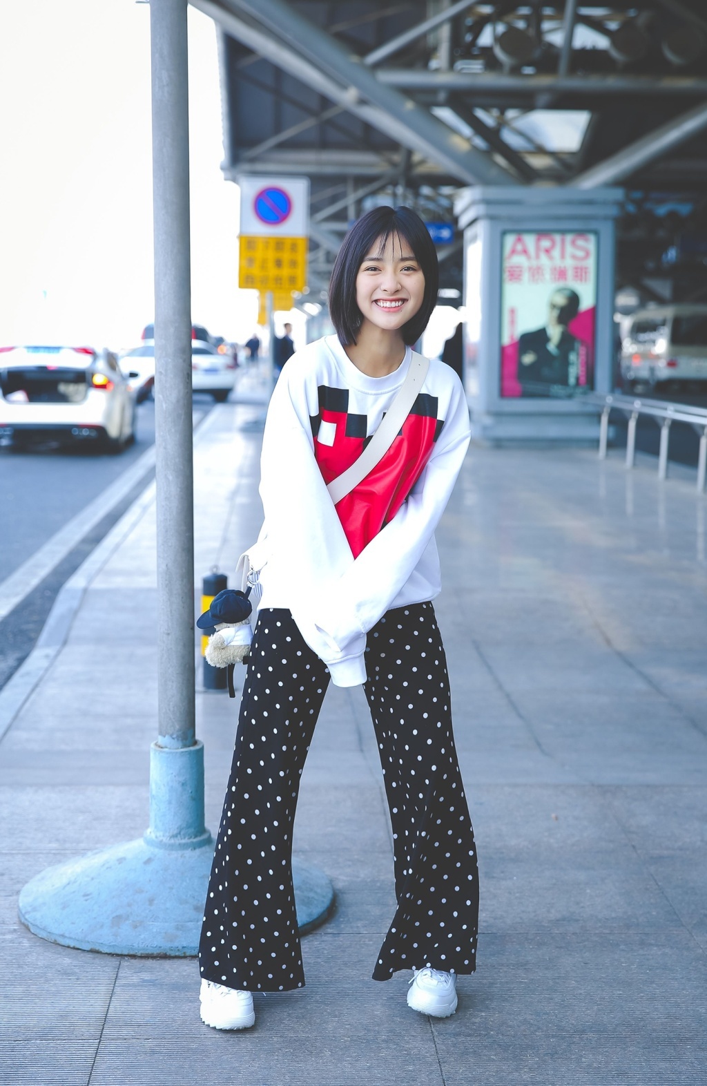 个子矮腿又粗穿什么裤子,个子矮腿短又粗