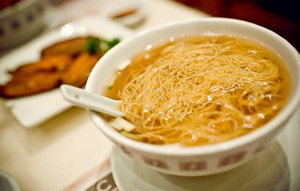 广深港高铁香港站需要中转吗,广深港高铁去香港最新政策规定