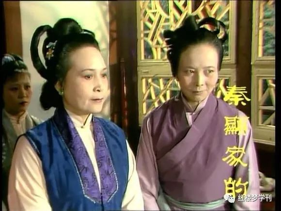 调嘴弄舌的女人,调嘴弄舌的意思是什么