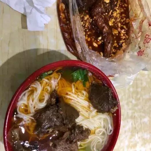 一天卖几千只的兔子,一天卖出1000只鸡